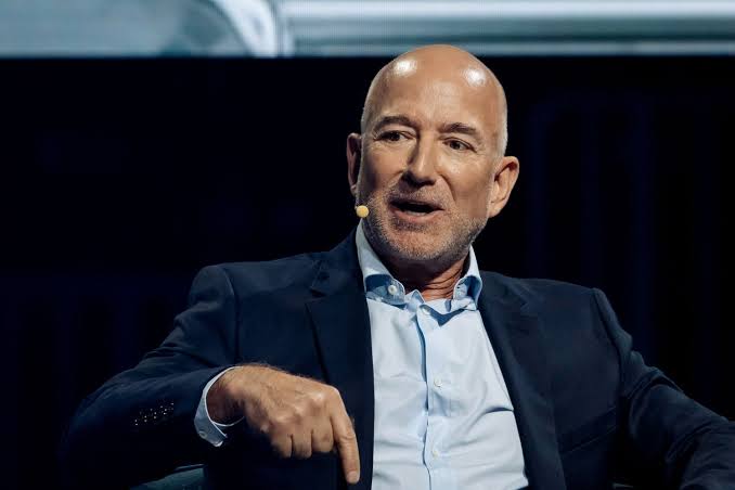 Jeff Bezos 